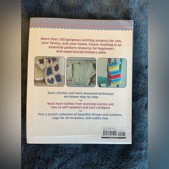 Book “classic knitting” book - Picture 2 of 2